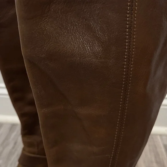 Frye Philip Harness 9R - Picture 9 of 16